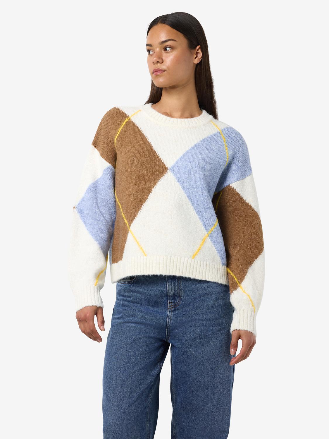 model_shot-front